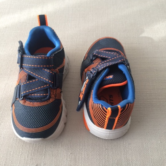 Skechers Blue and Orange Kids Light Up Shoes - Picture 3 of 8